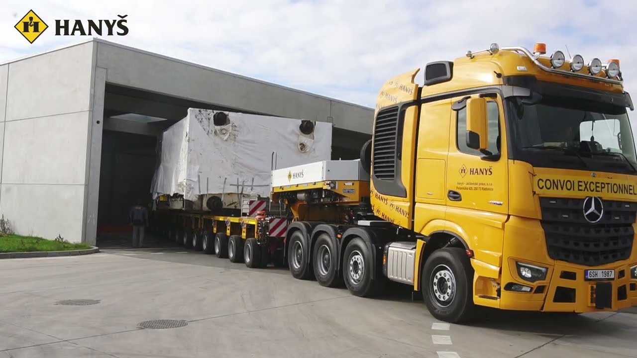 Těžká a nadrozměrná přeprava / úsek Bratislava, Slovensko - Veľké Ida, Slovensko