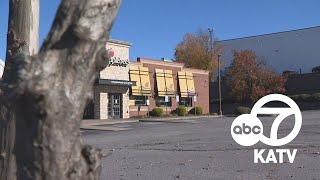 Applebee's abruptly closes, shocking employees screenshot 2