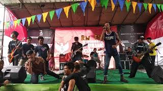 Love chaos -Epak live @karangtaruna15