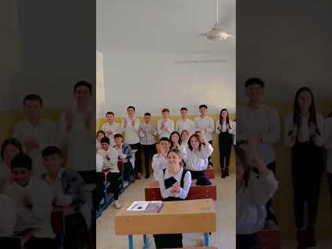 تكريم طلاب شاطر المدرسة بعد نتائج امتحانات سنة  نجاح تفوق ابداع العراق شنكال 