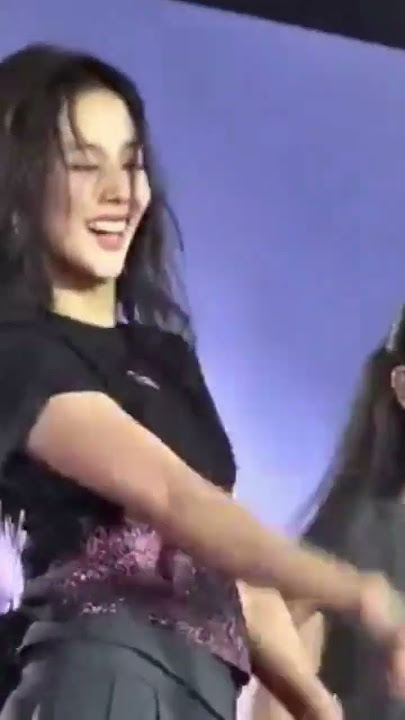 Jisoo Lip syncing at Blackpink Concert Goyang stadium 2025 #blackpink #shorts #fyp #concert #kpop