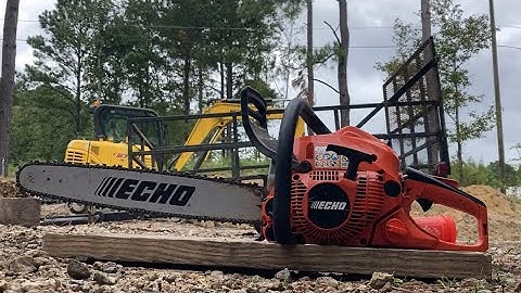 Cold starting and running a Echo CS-490 Cahinsaw