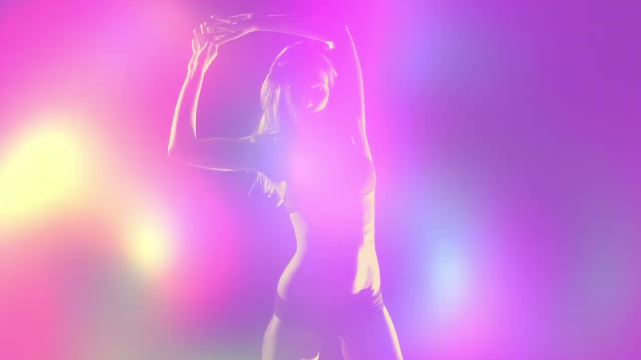 在 YouTube 上观看 Crew 7 - Candy Shop (Official Music Video) 在 YouTube 上观看 Crew 7 - Candy Shop (Official Music Video)