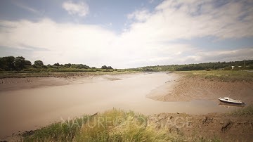 Time lapse Extreme Tides At Bristol Channel,leaves boat dry