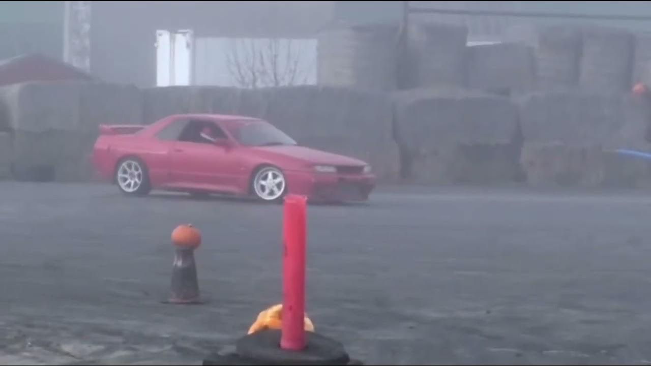 Bring video. Wildways километры. Bring video. Bring me the horizon клип с девушкой. Kriss drummer.