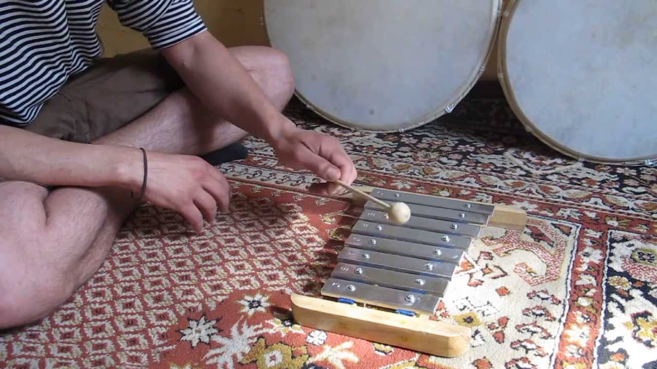 Xilófono de metal / Metal Xylophone YouTube