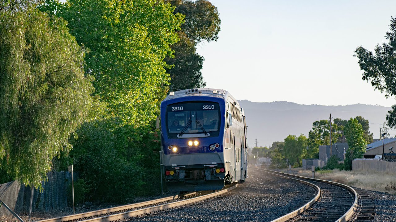 Trains throughout Livermore during late June-late July feat. SP patch & more!!