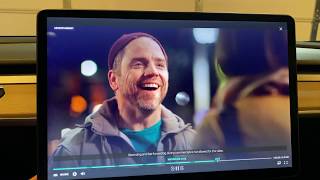 Watching Live TV in my Tesla with v10 Hulu App screenshot 5