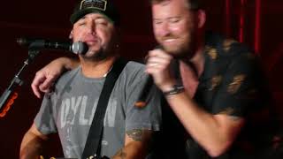 CMP 2020: 1/25 Luke Bryan, Charles Kelley, Jason Aldean "Pink Houses"