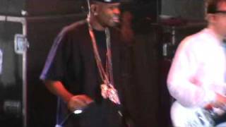 Chamillionaire Performs with Weezer Oct.24th 2009