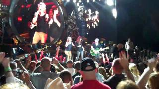 Cover of Madonna's 'Like a Prayer' with Little Big Town - Sugarland Camden, NJ 05\/14\/2011