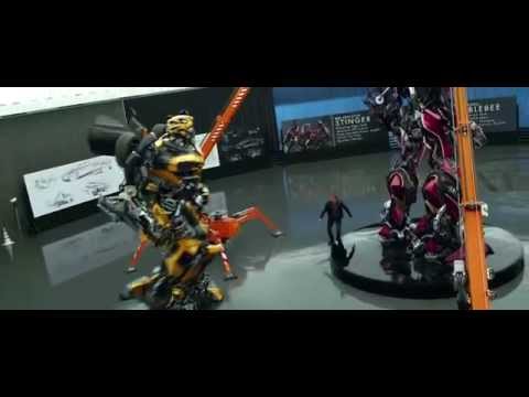 Transformers 4 Bumblebee Conoce A Stinger - YouTube