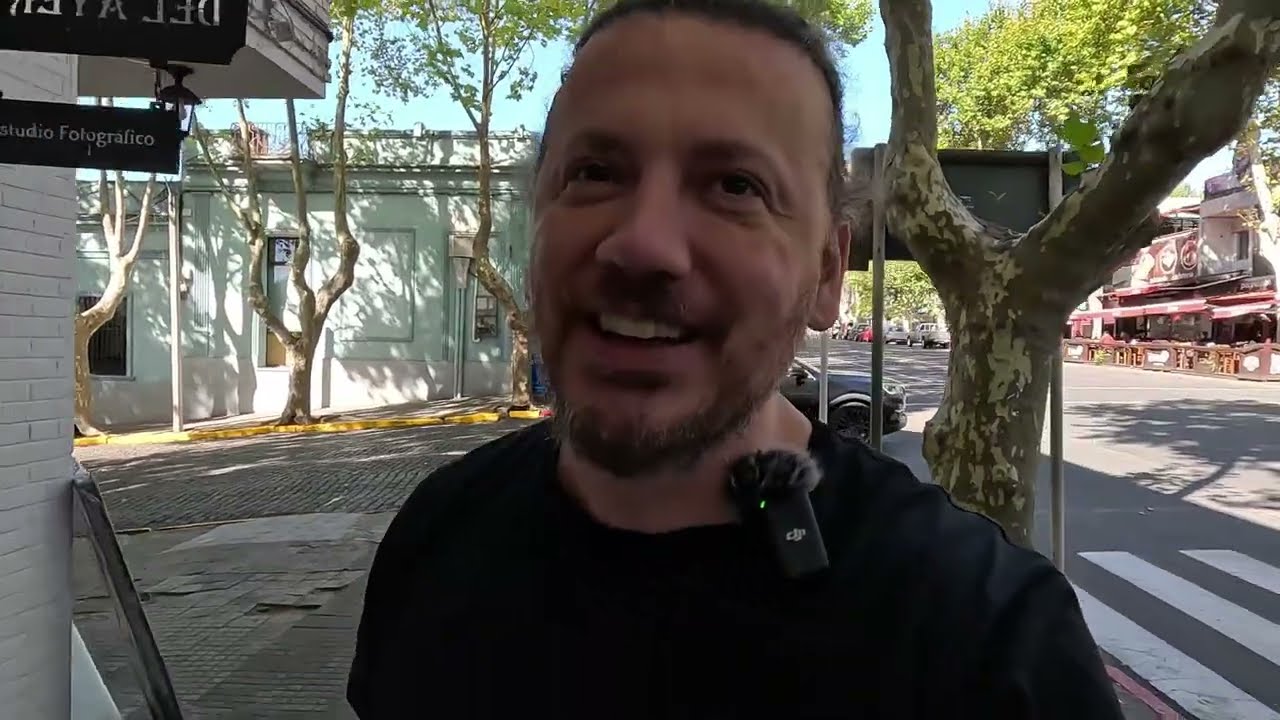 Burada Her Şey Serbest - Uruguay Gezisi