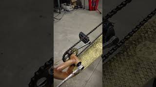 Причина, по которой может сбрасывать цепь с односкоростного велосипеда. #instudio