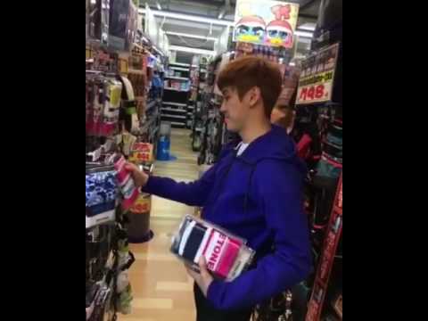すんＩＧ～ドン・キホーテでパンツを選ぶすんちゃん😂😂