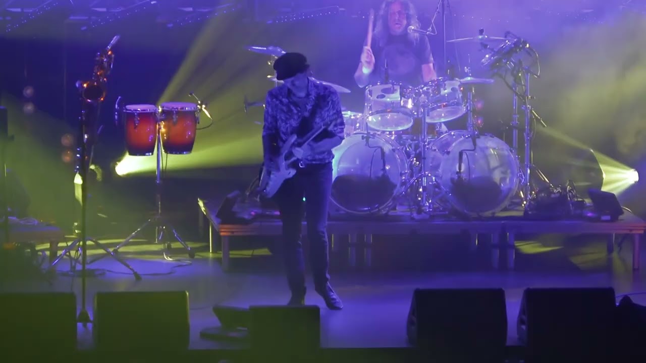 "Shine On You Crazy Diamond Pt. 1" (Pink Floyd) performed by ARC = Australian Rock Collective.