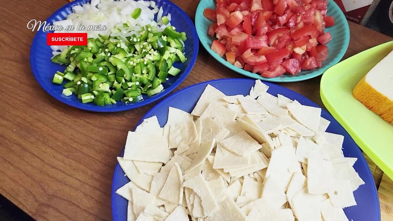Tortillitas Fritas Con Queso Y Pico De Gallo Un Almuerzo Sencillo Pero