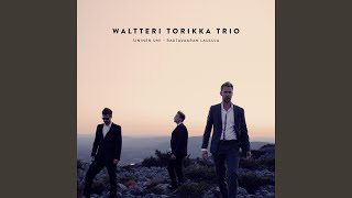 Video thumbnail of "Waltteri Torikka - Häävalssi"