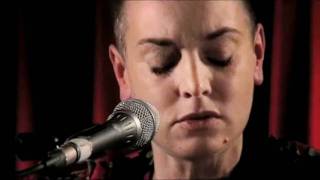 Sinead O'Connor - Whomsoever Dwells chords