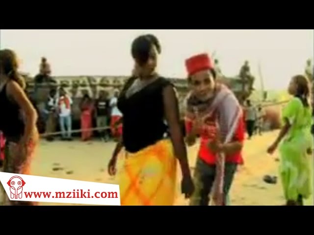 OffSide Trick Ft Mzee Yusuf | Bata | Official Video class=