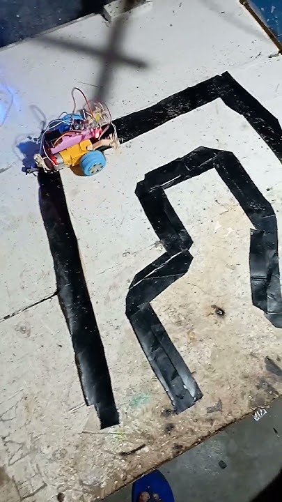 Line Follower Robot without Arduino - YouTube