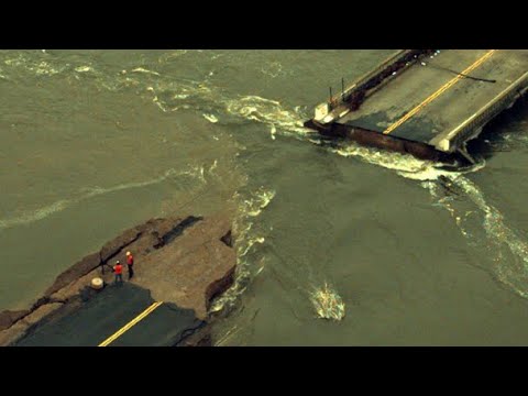 Historic Flash Flood Hits DC, Stranding Cars in High Water