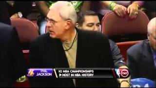 Awkward... Kobe and Phil Jackson