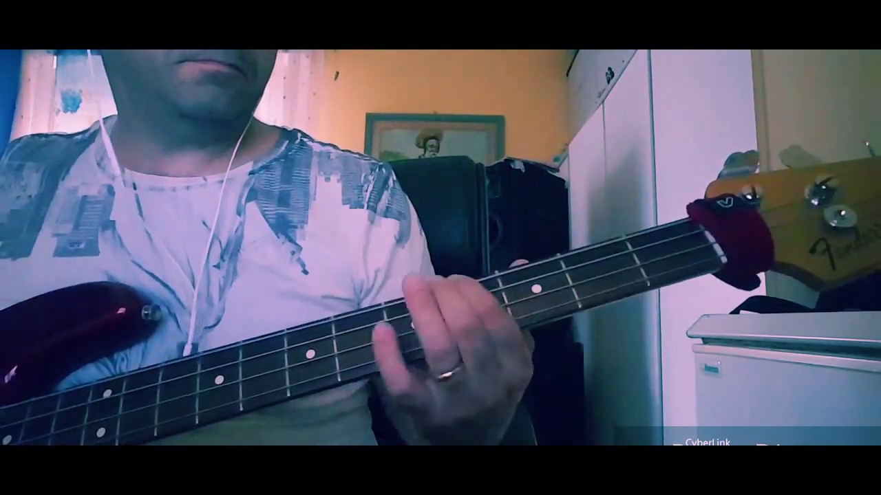 Rino Gaetano Gianna bass cover - YouTube