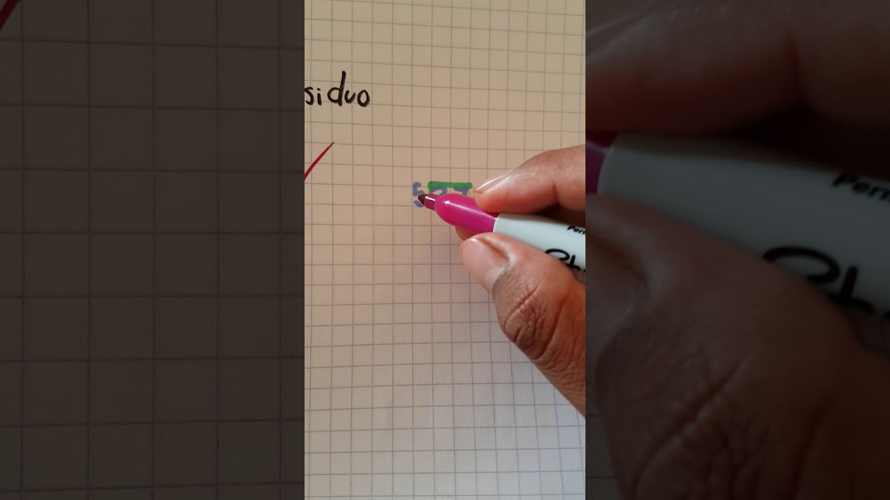 Divisiones con residuo que no es cero - YouTube