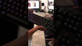 KIT GAMER DE TECLADO MECÁNICO CON LED Y MOUSE CON LED DE LA MARCA REDRAGON