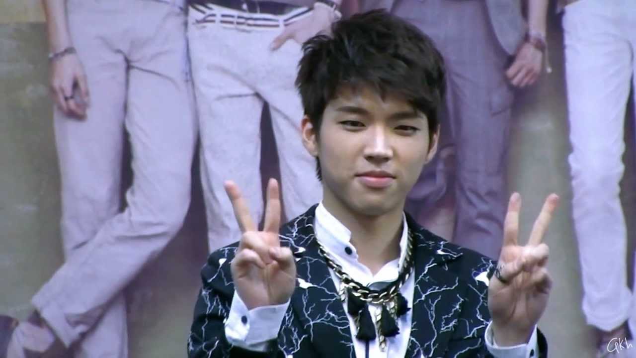 130406 일산 신나라 팬사인회 우현