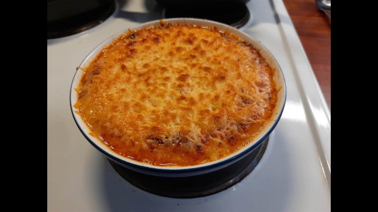 Mökkipiirakka eli cottage pie eli lihaperunavuoka