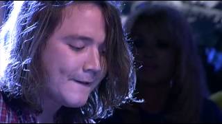 Video thumbnail of "Melle Dielesen (Mozes and the Firstborn) - Go Away You Bomb (Bob Dylan Cover Live @ DWDD)"