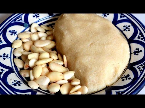 Homemade Almond Paste / عَقْدَةْ اللّوز  - CookingWithAlia - Episode 407
