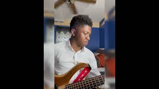 Travis Green-While I'm Waiting (bass cover)