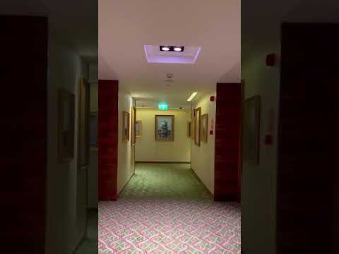 هتل قصرالضیافه قدس ابتدای خیابان شیرازی ورودی حرم مطهر لایک و سابسکرایت فراموش نشه  مشهد