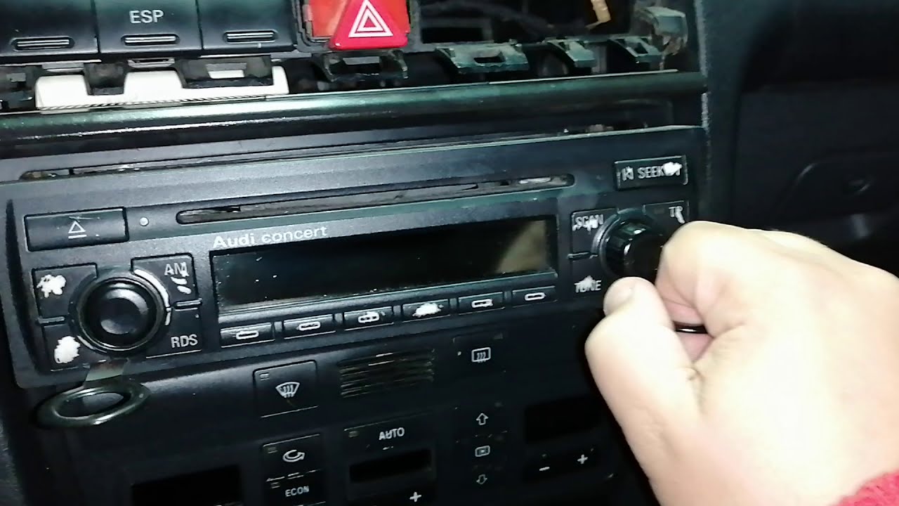 How to remove head unit from AUDI A6 C5 