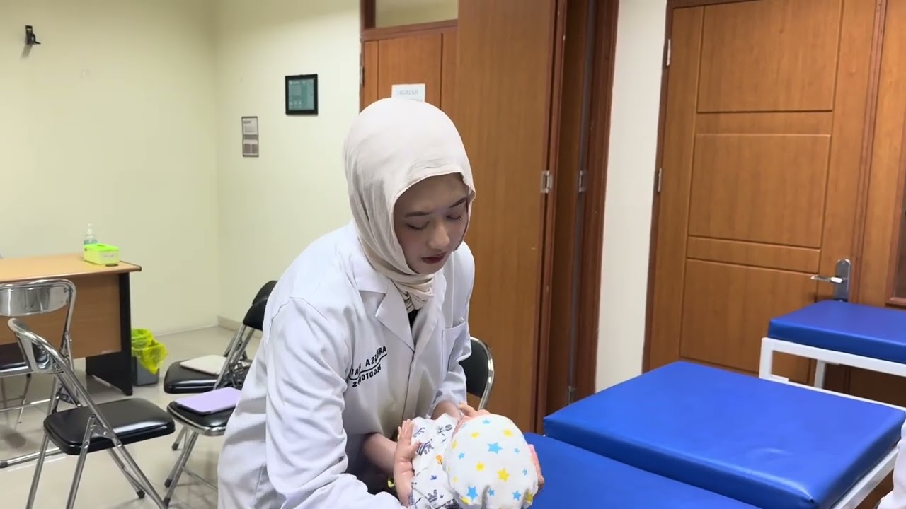 240010038_TIARA AZZAHRA pemeriksaan refleks primitif 