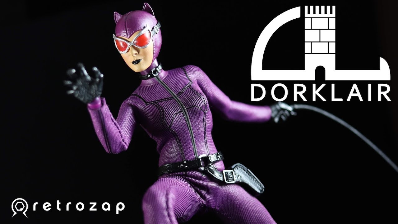 Mezco Catwoman Purple Suit - DorkLair One:12 Collective Review