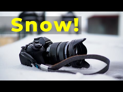 Olympus 12-40mm f2.8 and E-M1 MKII - [Winter Photography in the SNOW!]