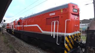 7201次貨物列車與2214次區間車在斗南車站交會 20200722
