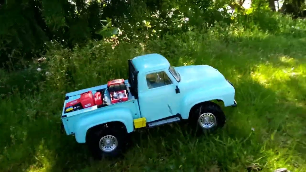 RC Crawler Axial SCX10II: Tough Lakeshore Crawl! High Winds/Big Waves!