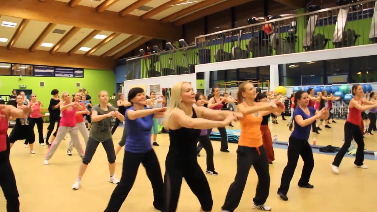 Kasia Koś - Zumba fitness - Ona tańczy dla mnie (Weekend)