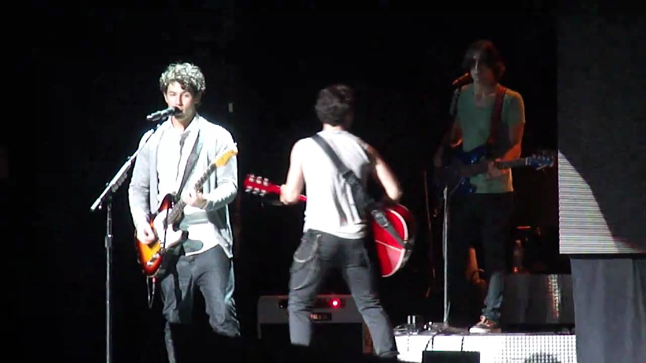 Somebody like you - jonas brothers cover 8/29/10