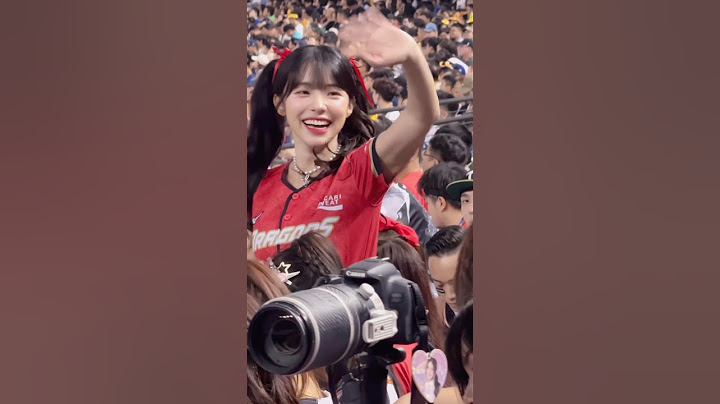 多慧看到籃籃的CP男友張立東來探班 @lee_dahye #李多慧 #이다혜 #棒球 #啦啦隊 #cheerleader #baseball #台湾野球チア #台湾野球 #야구 #치어리더