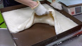 How Mochi Is Made / 麻糬製作 - Mochi Factory in Taiwan