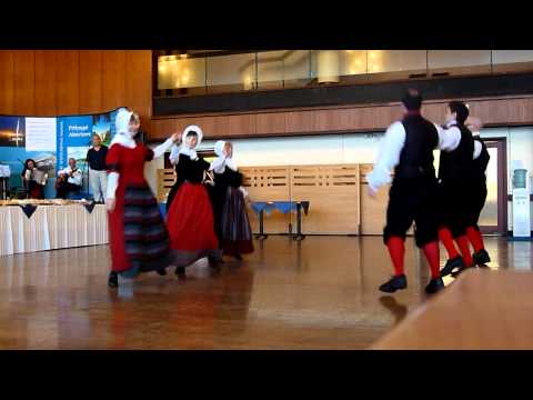 Welsh traditional dance at International students dinner - Swansea Univ