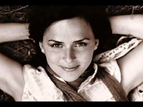 Emiliana Torrini - Caterpilar (trip hop)