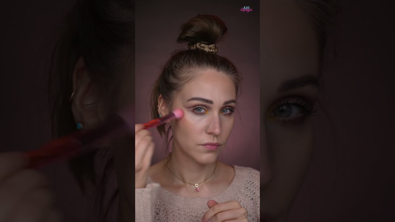 ONE PRODUCT MAKEUP BLUSH AND LIPS JOUER 