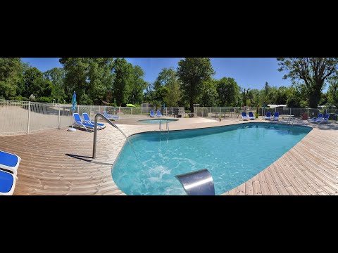 Video-thumbnail van Camping L